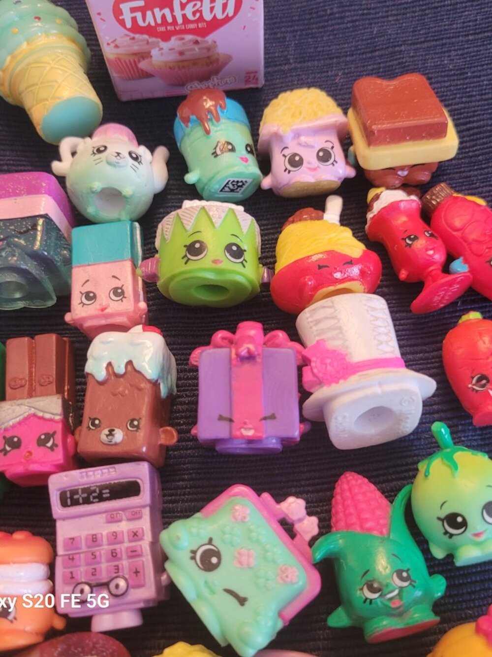 Shopkins Large Collection - Picture 2 of 6